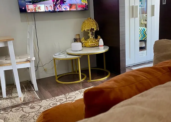 Apartment Sunrise Haven In Makati Air Residences