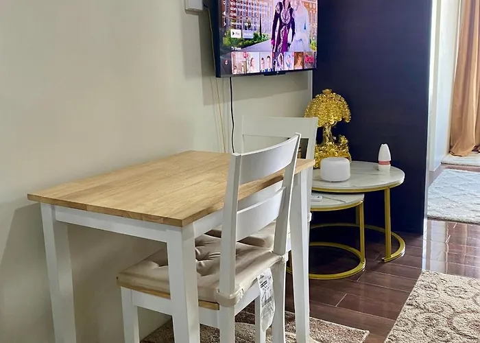 Apartment Sunrise Haven In Makati Air Residences *