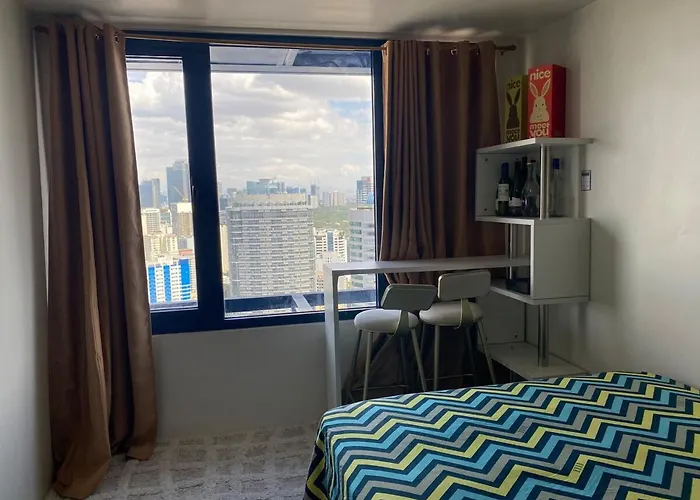 Apartment Sunrise Haven In Makati Air Residences *